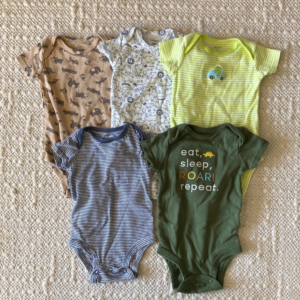 Set of 5 - Carter’s Short Sleeve Onsies Size 3 Months